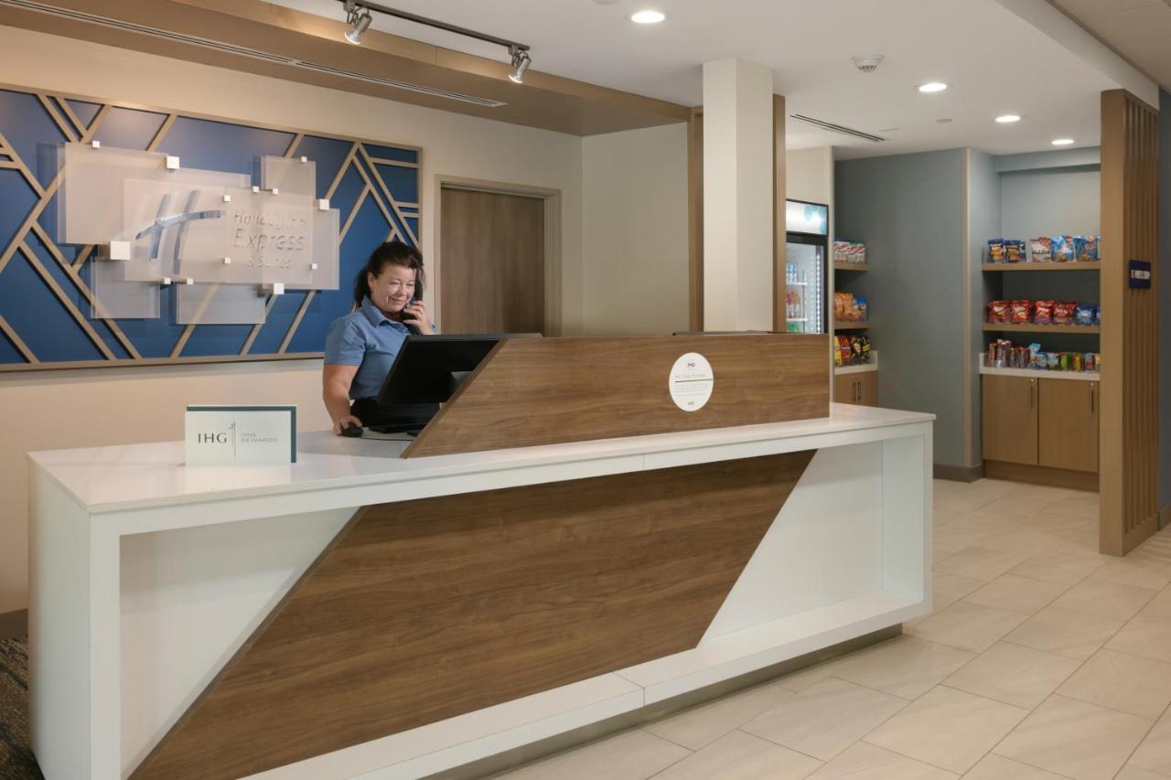 Holiday Inn Express & Suites - Williamstown - Glassboro By Ihg Extérieur photo