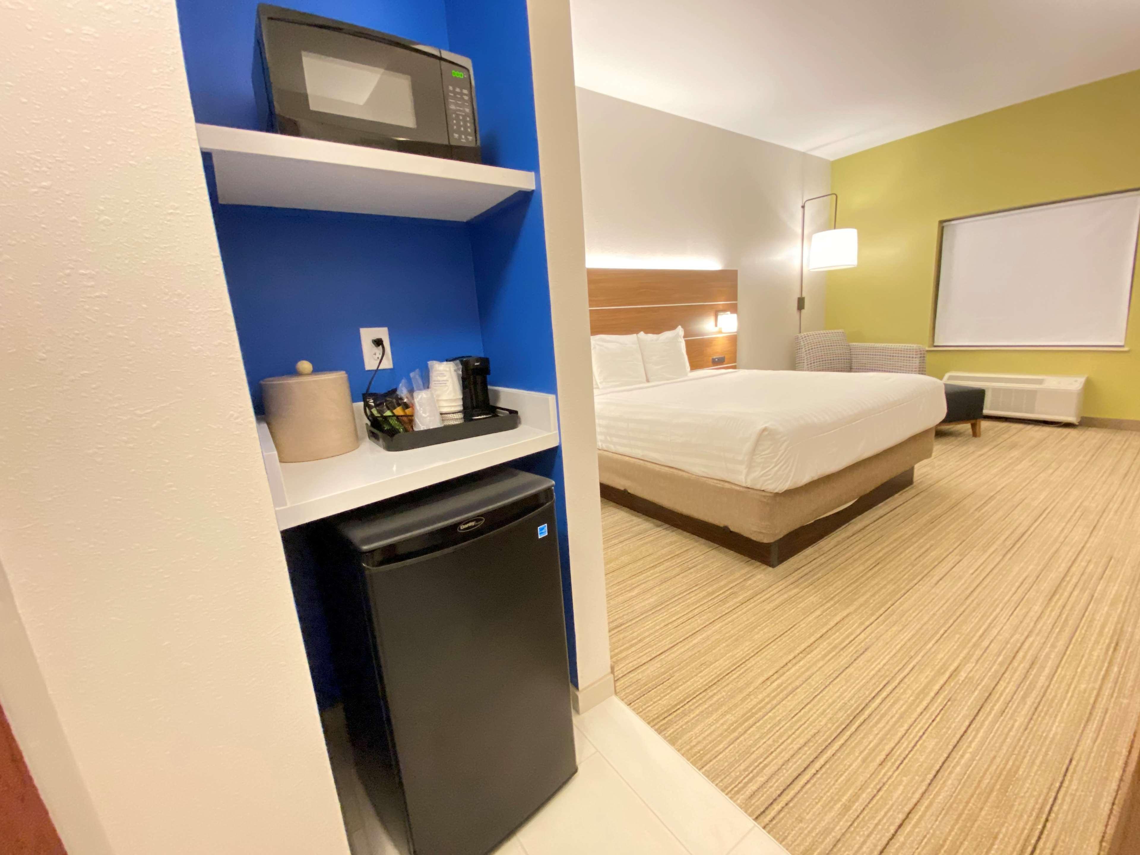 Holiday Inn Express & Suites - Williamstown - Glassboro By Ihg Extérieur photo